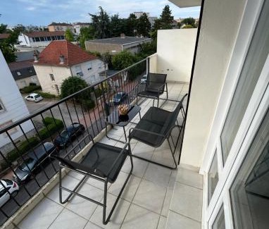 Poussots Apartment | Appartement T2 rénové facultés 5 voyageurs