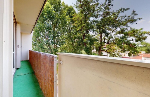 Cergy Apartment | Appartement T3 au Cœur D'une Résidence Arborée