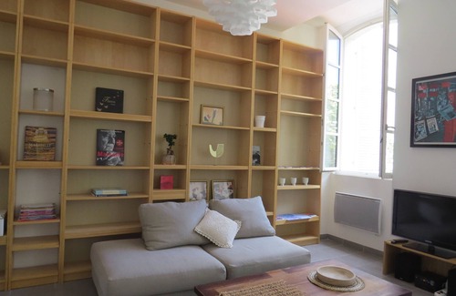 Le Camas Apartment | Appartement T3 Calme et Lumineux en Hyper Centre à Marseille
