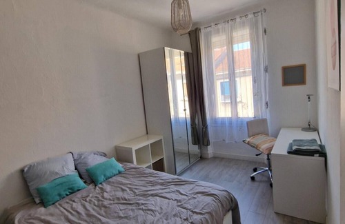 La Timone Bed & Breakfast | Appartement T3 Chez L'habitant Climatisé Avec Terrasse, à 15 min de la Canebière