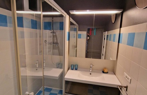 La Timone Bed & Breakfast | Appartement T3 Chez L'habitant Climatisé Avec Terrasse, à 15 min de la Canebière