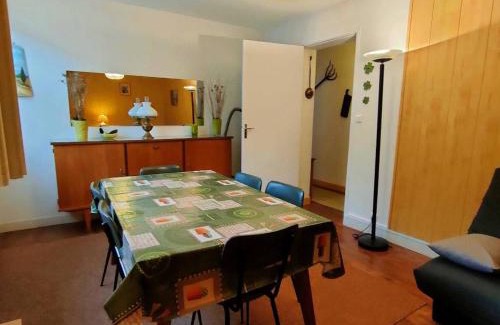 Cauterets Apartment | Appartement T3 près télécabine et commerces, 6 pers, Parking - FR-1-234-208
