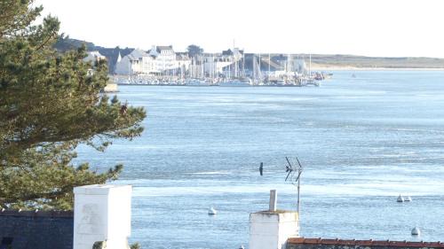 Plouhinec Apartment | Appartement tout confort avec vue sur mer