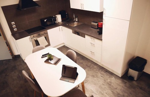 Stiring-Wendel Apartment | Appartement unique sur Stiring Wendel avec Balcon