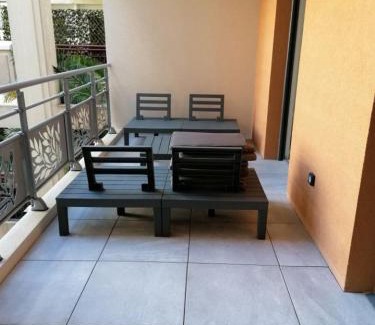 Juan-les-Pins Apartment | APPARTEMENT Villa Galice