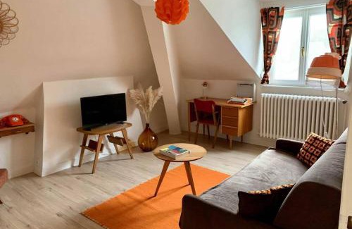 Pierrefonds Apartment | Appartement Vintage avec vue sur le château
