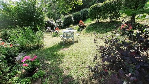 Saint-Cirq-Lapopie House | Appartements - Charme, jardin et vue imprenable en plein coeur de St-Cirq