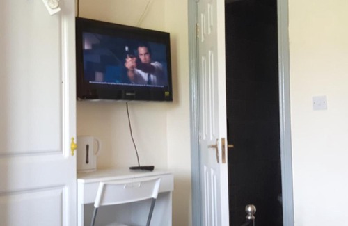 Loughrea House | Apple Guest House