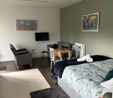 Killotteran Apartment | Appletree Cottage