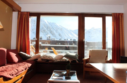 Tignes le Lac Apartment | Appt 6 pers Tignes le Lac, WIFI, Ski-in ski-out, shops, ESF, summer activities