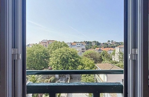 Arcachon Apartment | Appt 90m2 in 1st line Spendide view on the Bassin 5 pers with Parking