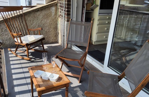 Hazebrouck Apartment | Appt Centre Ville, Parking Securise, Wifi