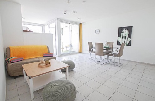 Pres d'Arenes Apartment | Appt intime, Près d'Arènes, 10min centre, WIFI