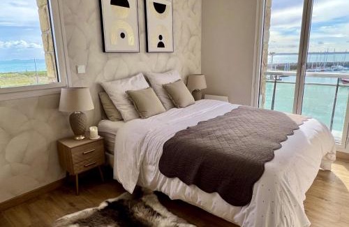 Saint-Cast-le-Guildo Apartment | Appt Vue Mer Exceptionnelle Triple Expo - 70m 2ch - Rénové