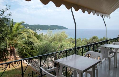 Apraos Bed & Breakfast | Apraos Bay Hotel In Kalamaki Beach- a peaceful area with great sea view