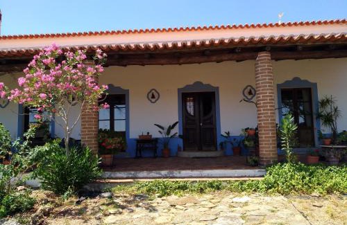 Vila Verde de Ficalho Ski Chalet | Aproveite o sabor do Alentejo