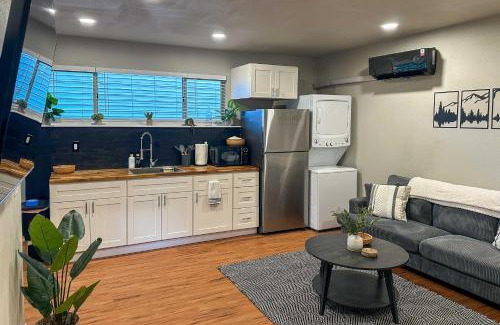 Bull Mountain Apartment | Apt 10 Mi to Portland Walk to Bus Stop!