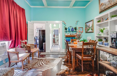 Tobin Hill Apartment | Apt #3 - Historic Apt Downtown by Riverwalk, Pearl Brewery, Ft. Sam & Trinity