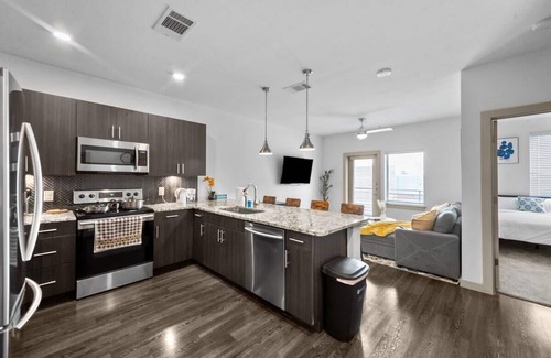 McKinney Apartment | Apt 335 · Luxury 2Bd Queen Unit | Free Parking |Hwy121| TPC