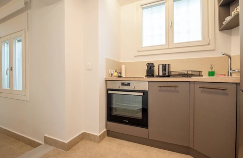 Plaka Hotel | Apt 6 ground floor studio with patio