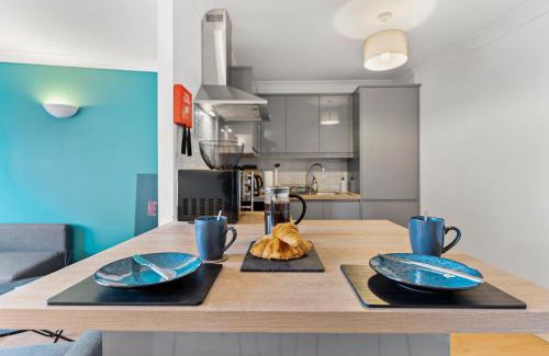 Leeds Apartment | Apt 6, Woodhouse Suite