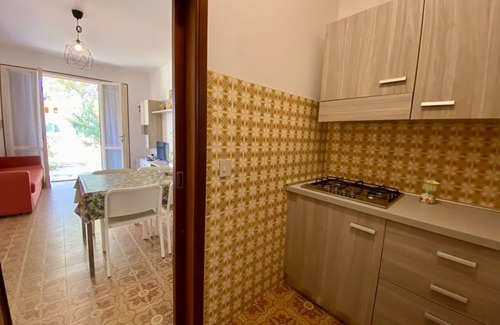 Lido delle Nazioni Villa | Apt. 900 meters from the sea with large garden, renovated kitchen and bathroom