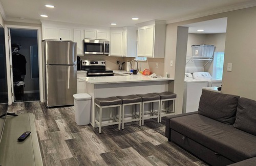 Marlton Apartment | Apt. A, Cozy 2-bedroom in charming Evesham with AC, WiFi, fully updated place.