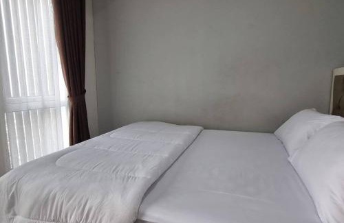 Ciputat Apartment | Apt Breeze Bintaro 1BR with Pool, Wi-Fi and Netflix by Damaresa