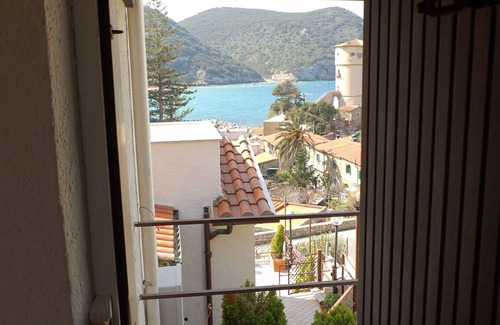 Giglio Campese Apartment | Apt. Cala Monella - Villa Manzoni