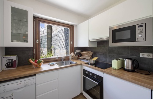 Chamonix City Centre Apartment | Apt du Brévent ski in/ski out, Chamonix, France