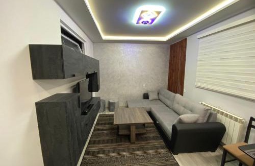 Kentron Apartment | Apt in the Center of Yerevan Self Check In Leo Street