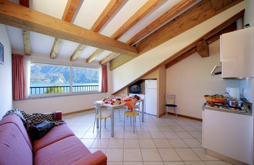 Verbania Apartment | Apt in the Residence Zust in Verbania