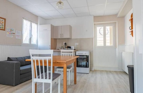 Saint-Honore-les-Bains Apartment | Apt T2 - Downtown - Logis des Thermes (6)