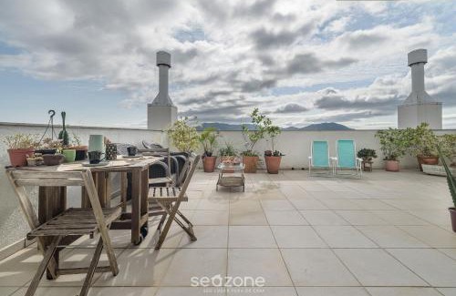 Alto Ribeirao Leste Apartment | Apt w/Rooftop Near the Beach in Floripa - CRI0301