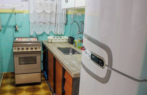 Vila Assuncao Apartment | Apto c garagem, ótima localização à 80m da Praia