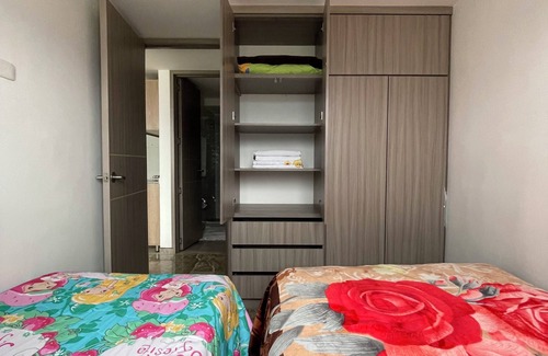 Puente Aranda Apartment | Apto Cerca Embajada Americana,corferias Fiscalía ,ágora, Iglesia de Avivamiento