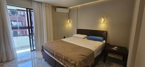 Castelo Branco Apartment | Apto dos famosos na Meia Praia Itapema a 70 metros do mar