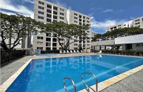 Yumbo Apartment | Apto en Ciudad Guabinas - via Cali -Yumbo con piscina y Aires