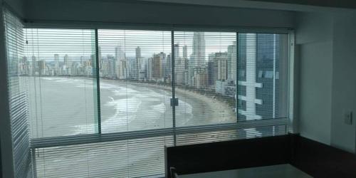 Pioneiros Apartment | Apto frente ao mar Balneário Camboriú