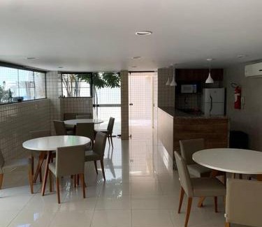 Ponta Verde Apartment | Apto Q/S a 100m da Praia