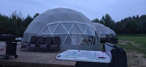 Mucharz Other | Aqua Glamp
