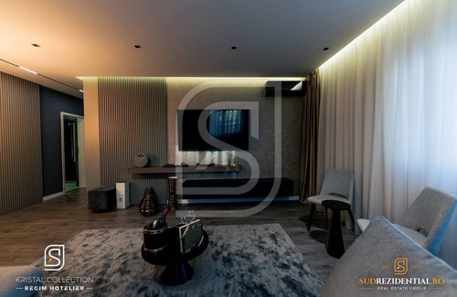 Sector 4 Apartment | AQUA SUITE
