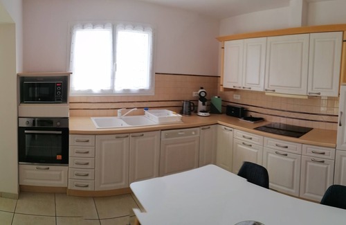 Laure-Minervois House | Aramont cottage house in a quiet area