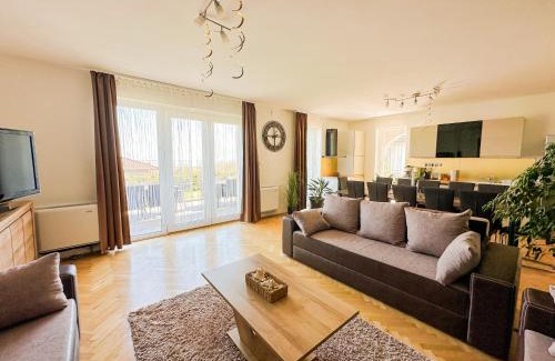 Balatonalmadi Apartment | Aranyeső Apartmanházak No.1