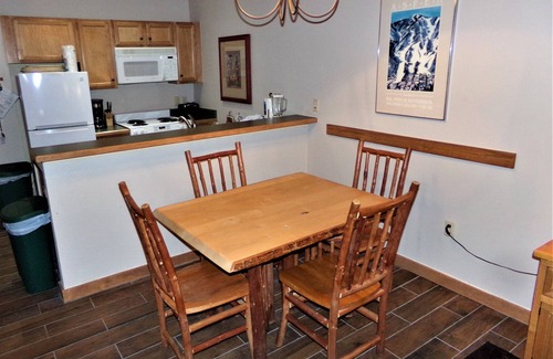 River Run Hotel | Arapahoe Lodge 1 Bed 1 Bath B