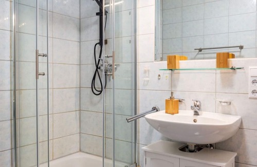 Suedvorstadt Apartment | Arbio I Homely Apart in Sudvorstadt