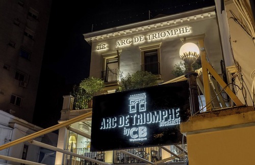 Sector 1 Apartment | Arc de Triomphe by CityBookings