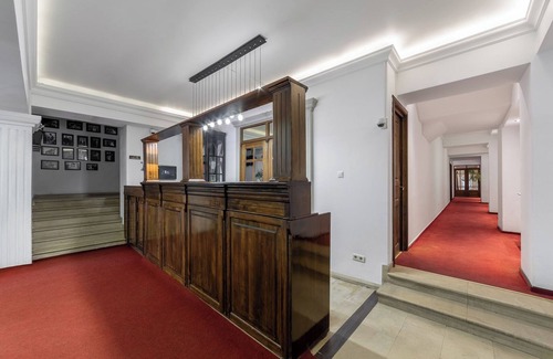 Sector 1 Apartment | Arc de Triomphe by CityBookings