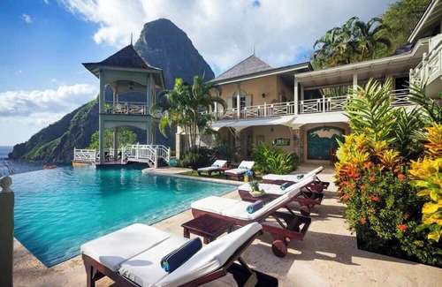Soufriere Villa | Arc En Ciel 5BR in Soufriere by Personal Villas - Mesmerizing Ocean Views
