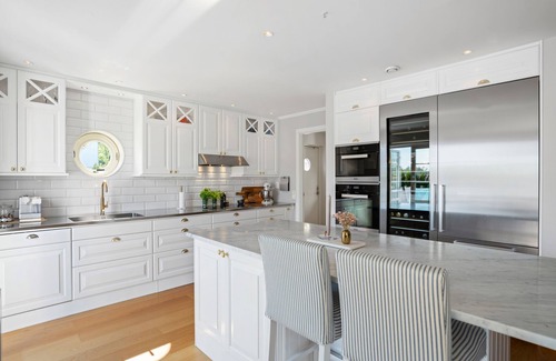 Resaro Villa | Archipelago villa in a summer dream location!